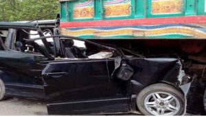 ট্রাকের সঙ্গে মাইক্রোবাসের ধাক্কায় চাচা-ভাতিজা নিহত
