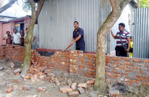 ভূঞাপুরে সীমানা প্রাচীর ভাঙার অভিযোগ